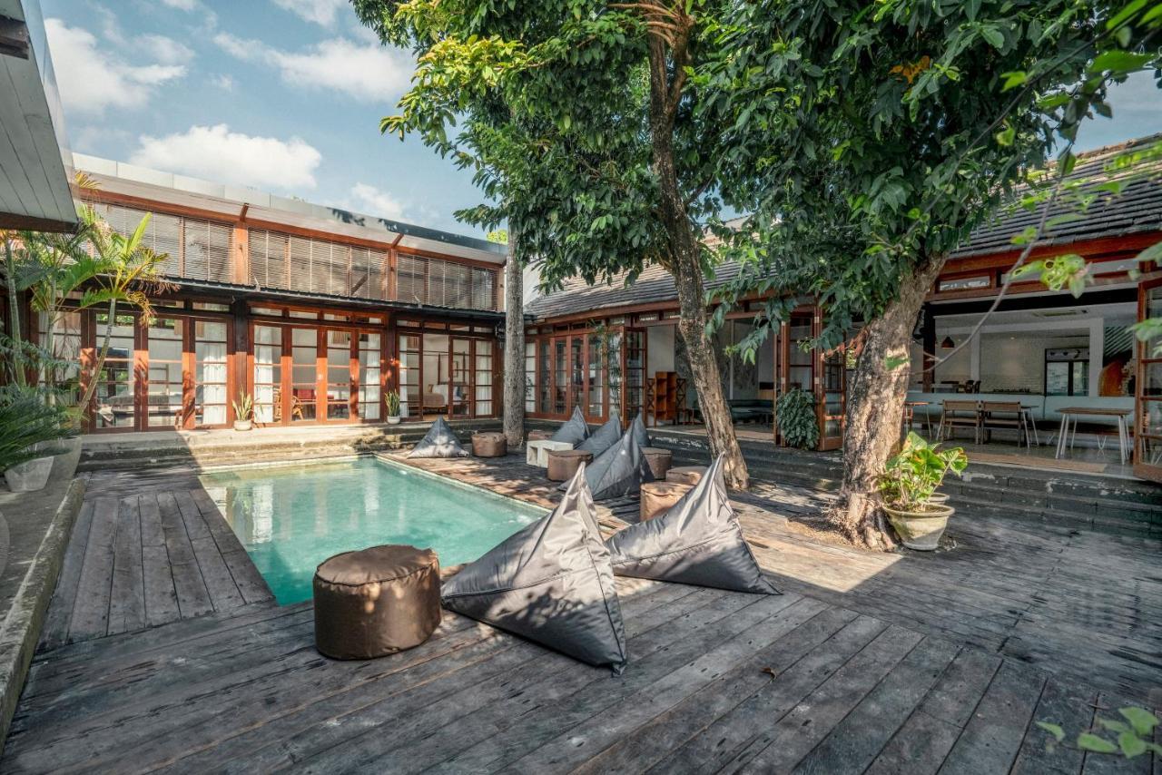 Apartament Batu Belig Living Managed By Cpm Bali Seminyak Zewnętrze zdjęcie